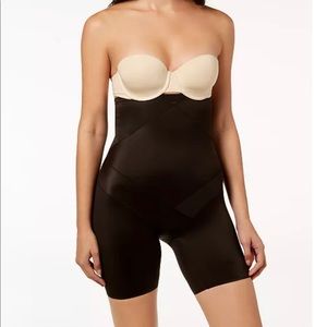 Miraclesuit
Instant Tummy Tuck High-Waist Thighslimmer 2419